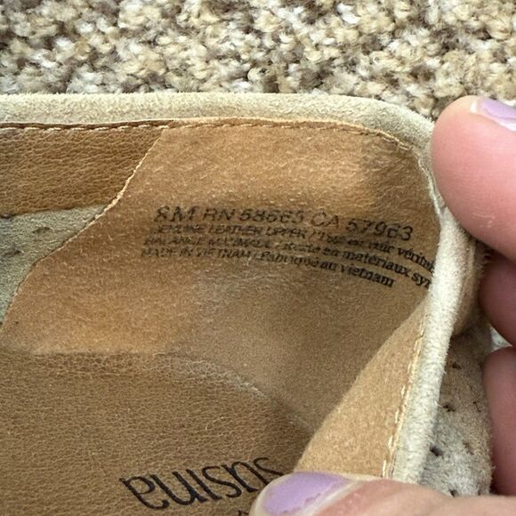 Susina Kellen Almond Toe Tan Suede Leather Slip On Loafers Flats 8M - Picture 7 of 12